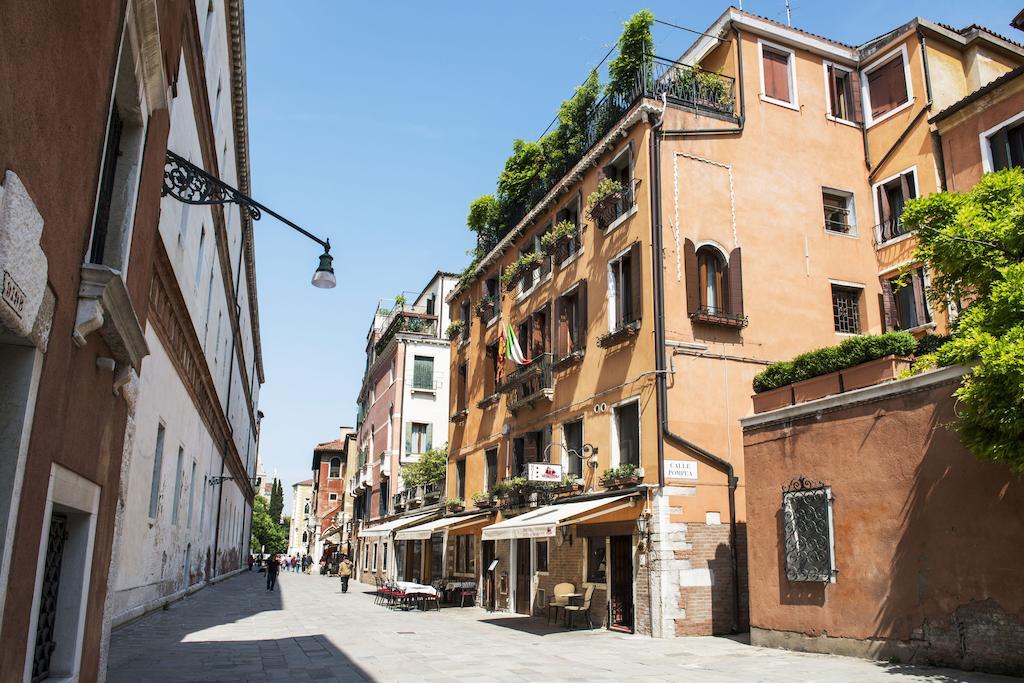 Hotel Agli Alboretti Venetië Buitenkant foto